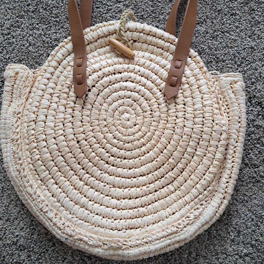 INC Melani Woven Straw Circle Bag/Purse, Natural, Vegan Leather Straps - Picture 2 of 10